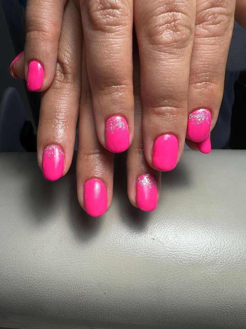 Time For Me - Nail & eyebrow Salon - foto 2