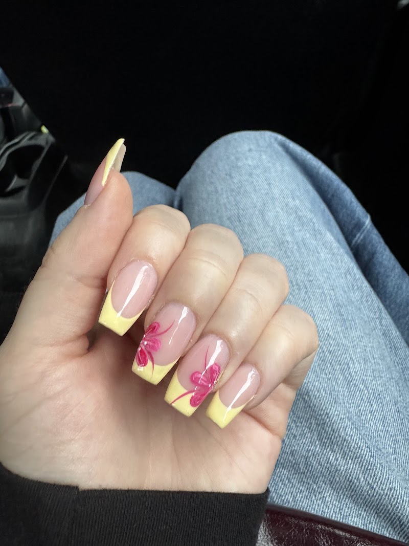 TONI NAILS 1 - foto 5