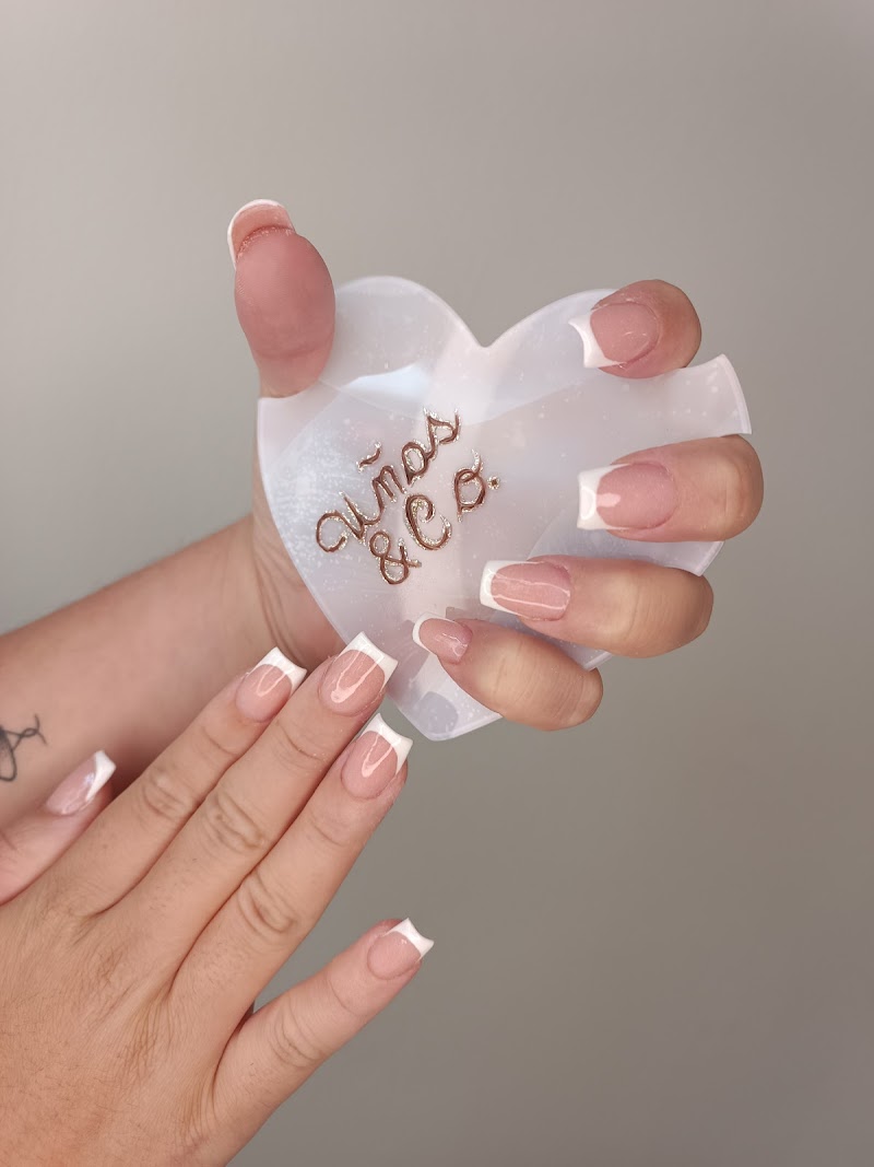 Uñas & Co. - foto 2