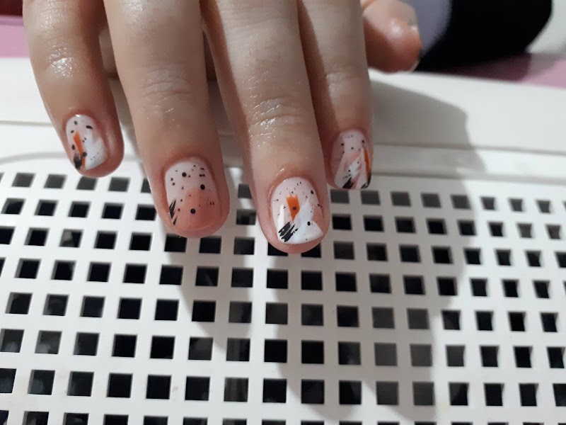 Vivi Nails bcn - foto 4