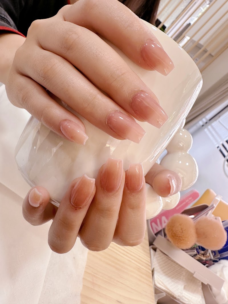 Vivienne nails sarria - photo 3