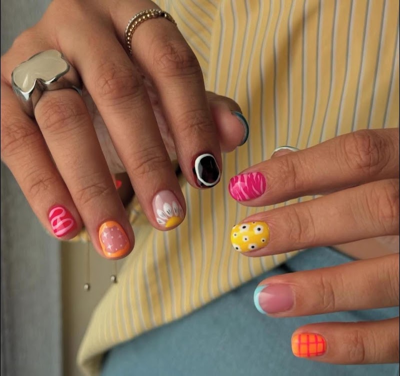 YiYi nails - foto 5