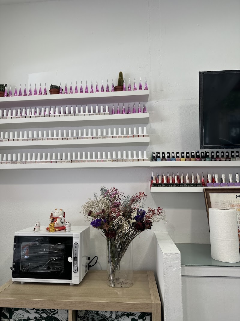 Y&M Salón de uñas - foto 5