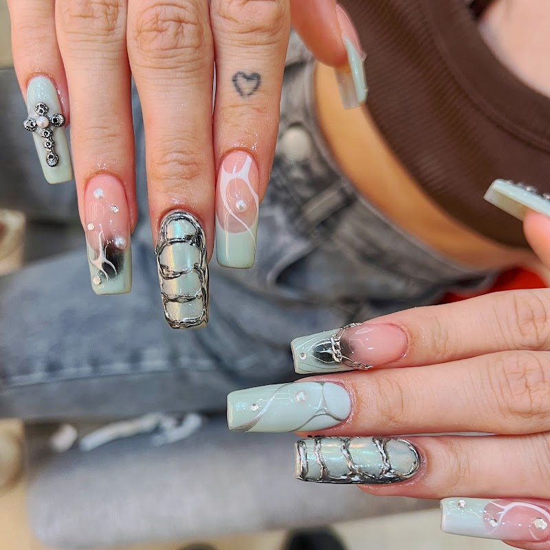 Yumi Nails - foto 4